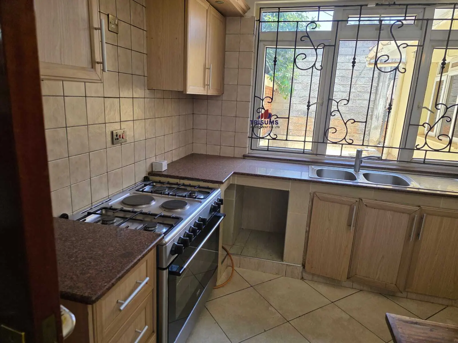 5 Bedroom house For Sale in Kitisuru